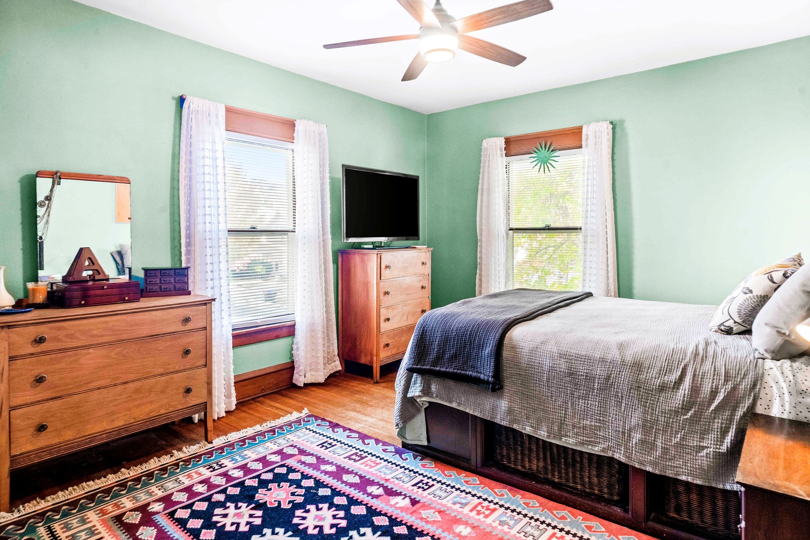 411 Willard Avenue, Bloomington, IL 61701