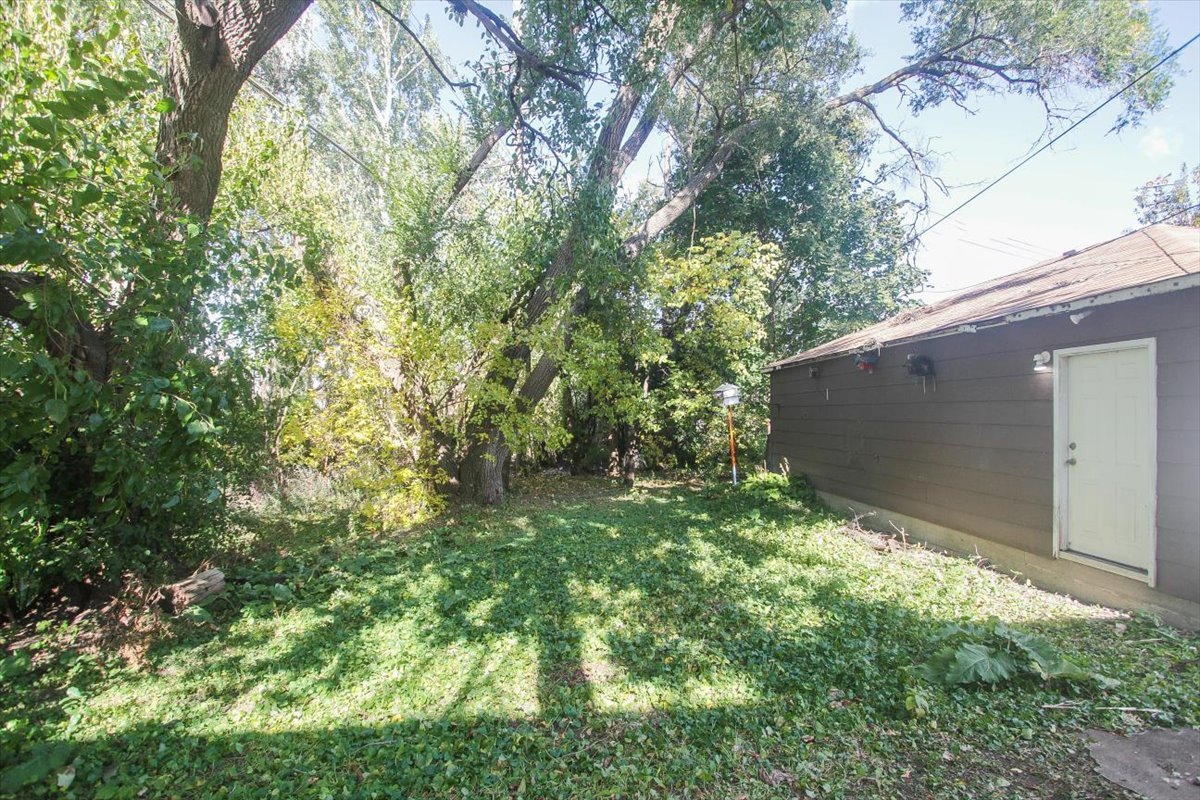 434 E Thacker Street, Des Plaines, IL 60016