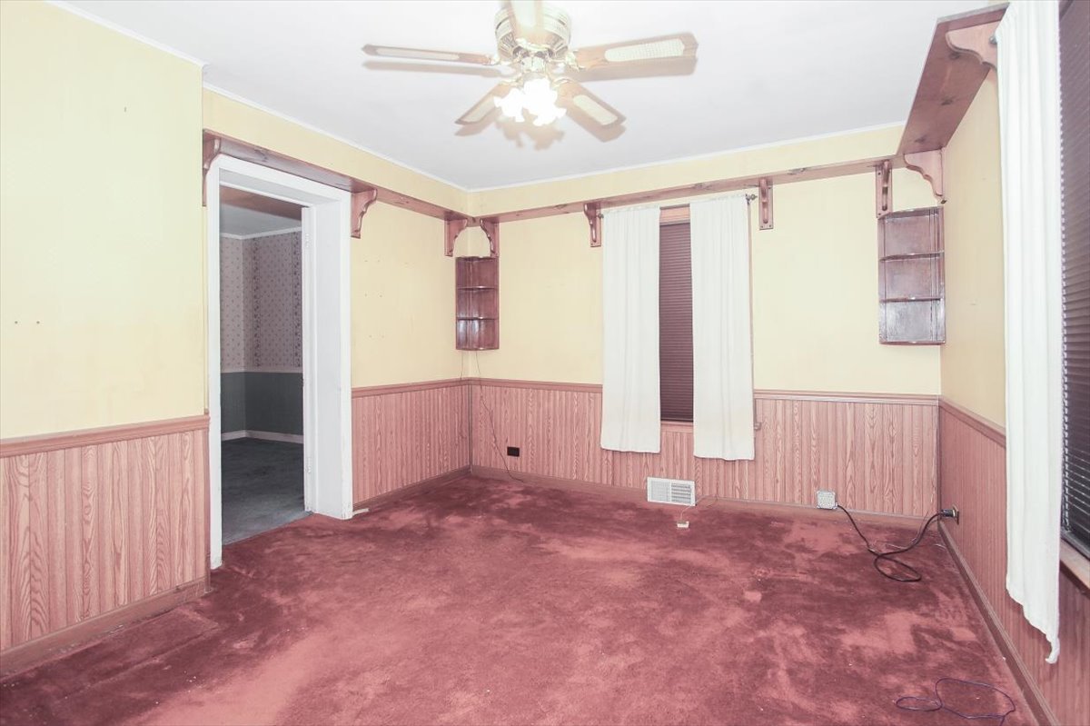 434 E Thacker Street, Des Plaines, IL 60016