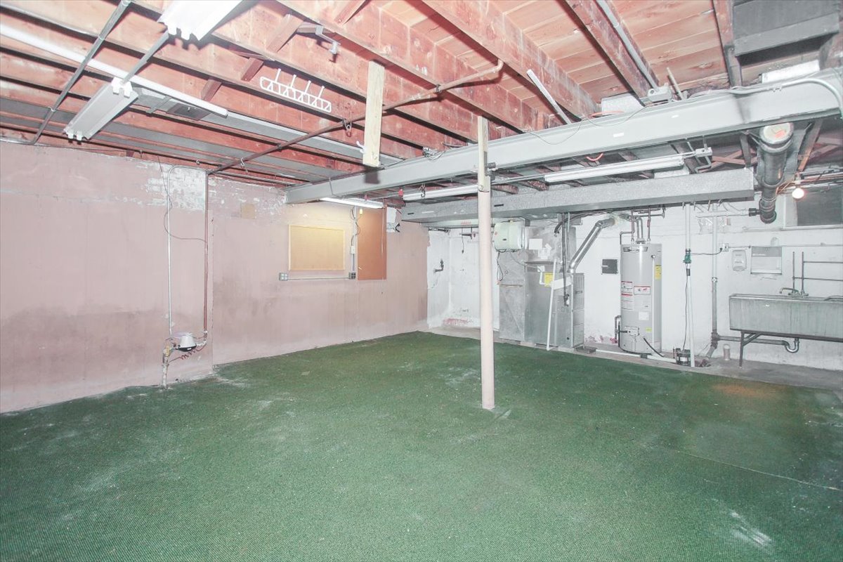 434 E Thacker Street, Des Plaines, IL 60016