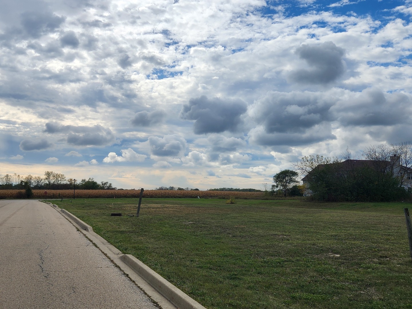 432 Megan Place, Winthrop Harbor, IL 60096