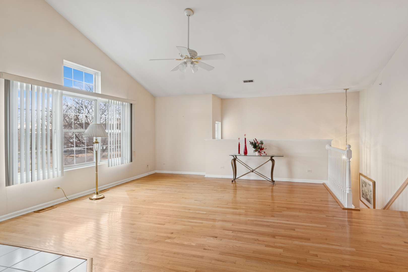 6 Arboretum Drive, Lombard, IL 60148