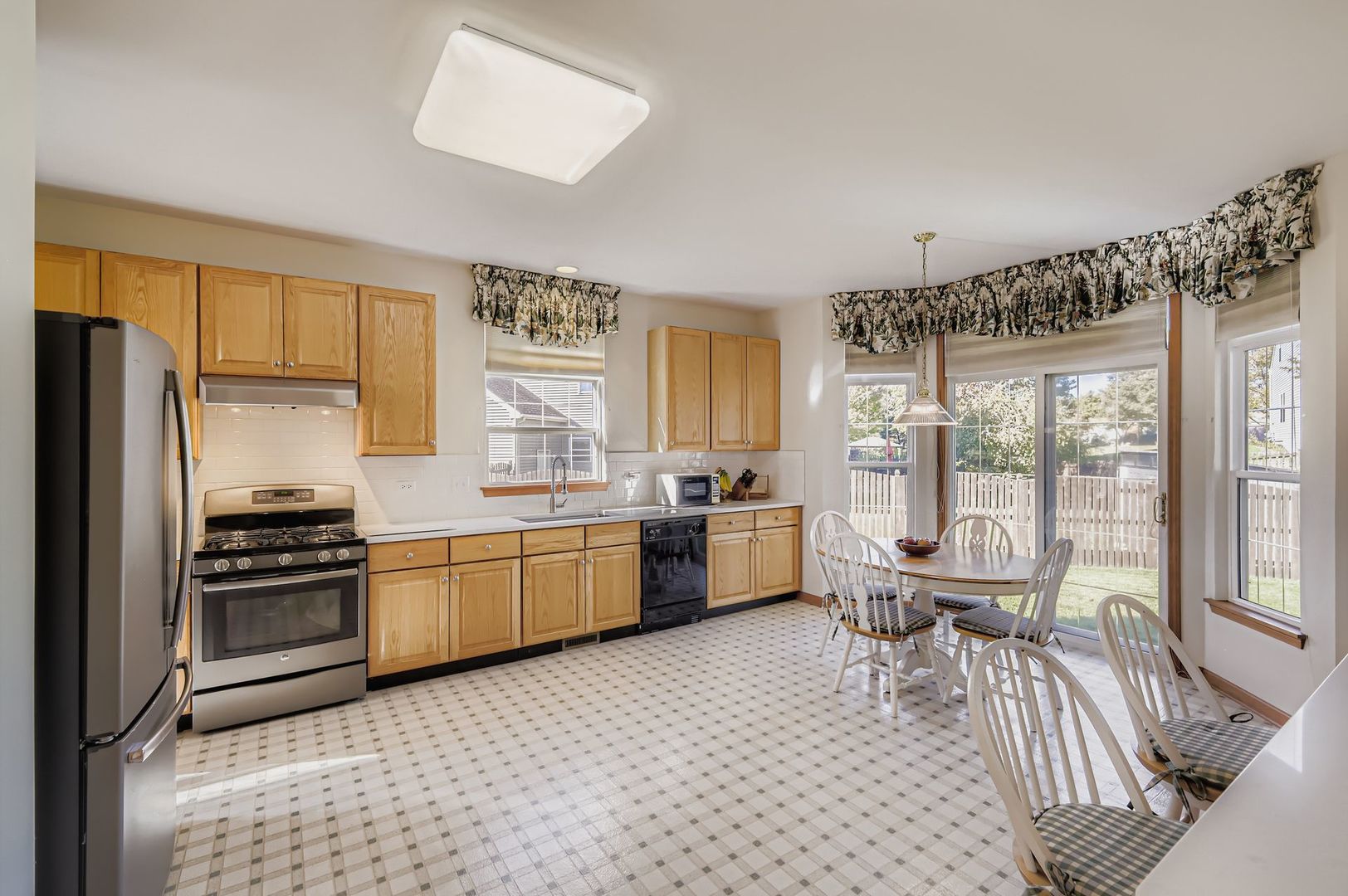 1920 Butler Drive, Bartlett, IL 60103