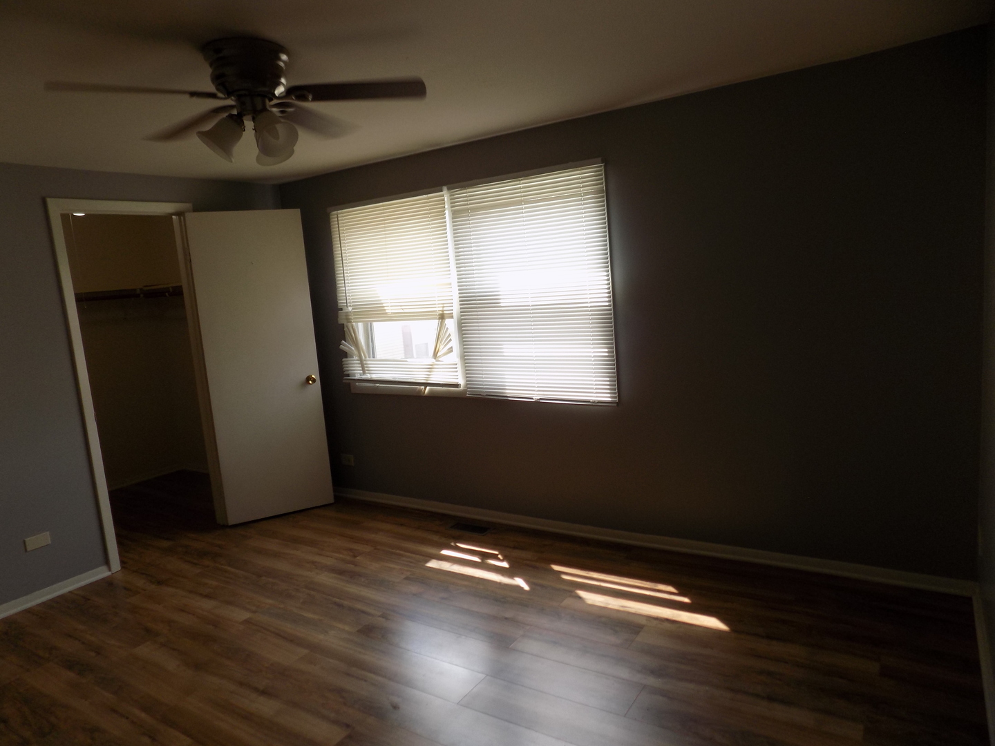 1848 STOCKTON Drive #1848, Hoffman Estates, IL 60169