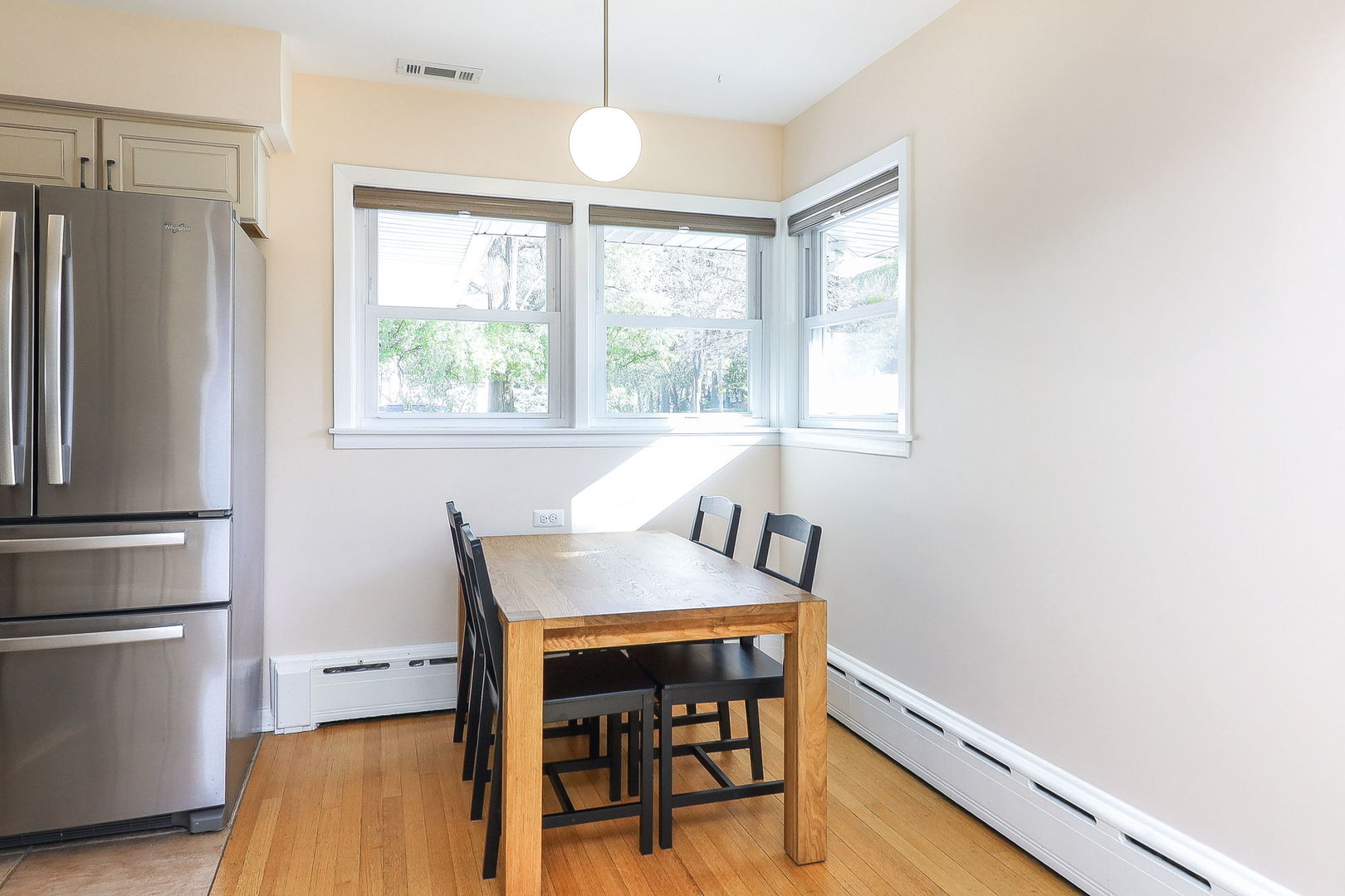 1 W Logan Street, Lemont, IL 60439