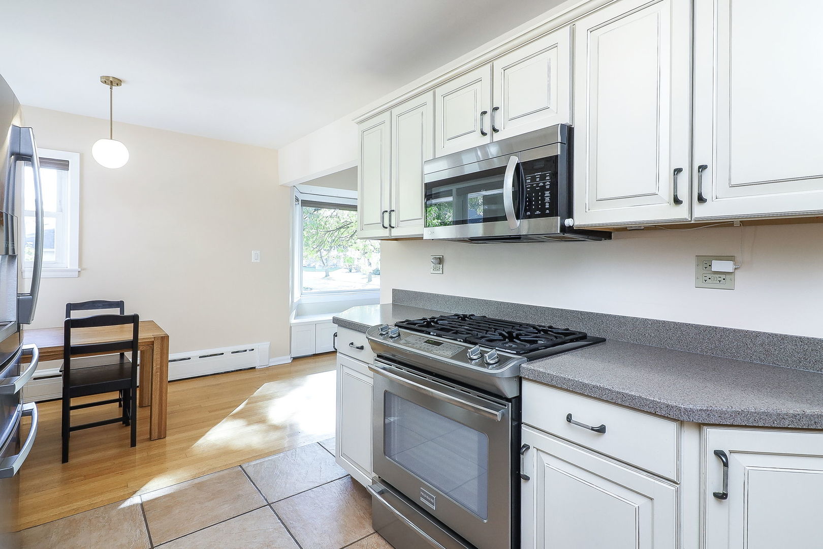 1 W Logan Street, Lemont, IL 60439