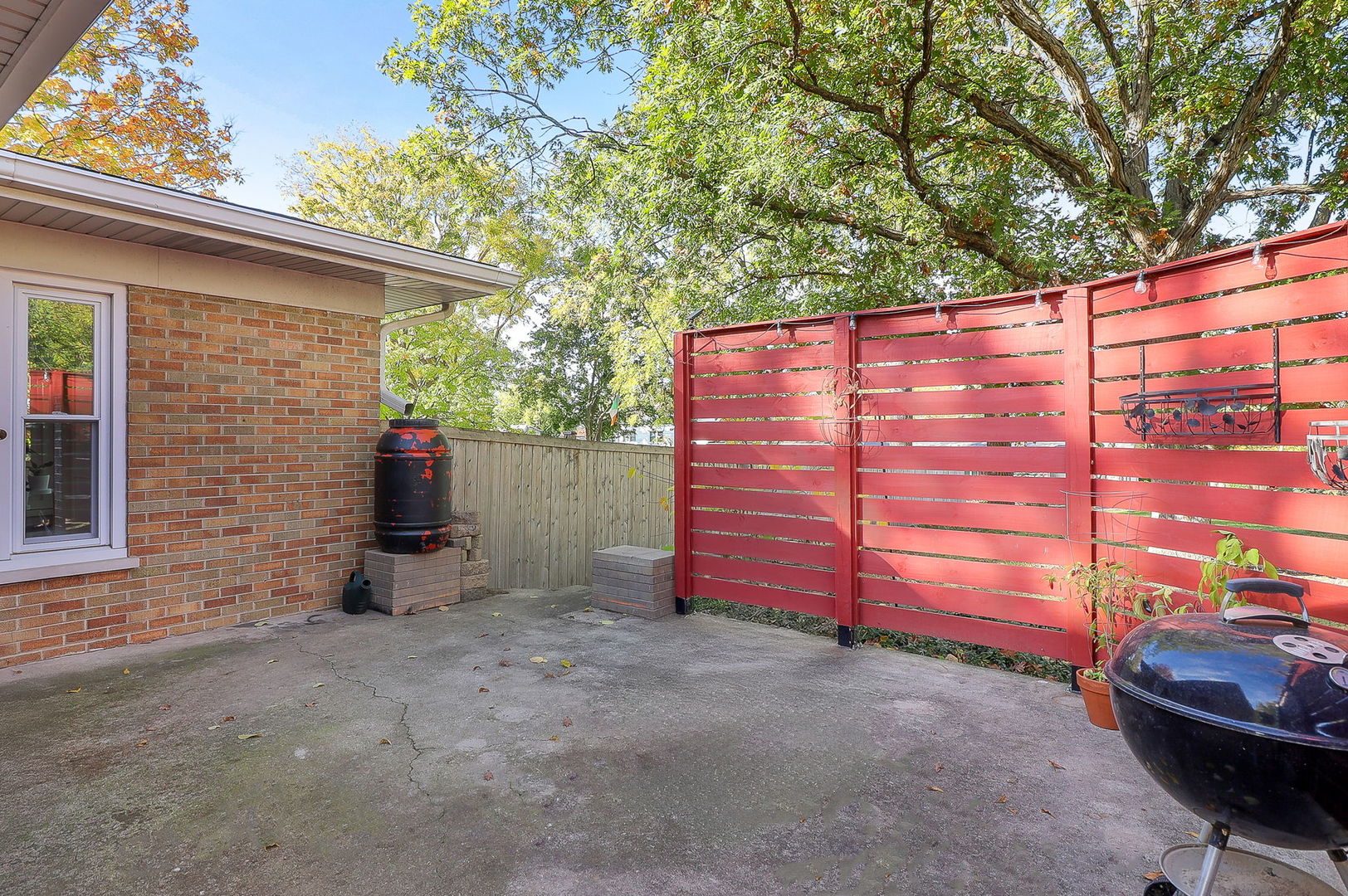 1 W Logan Street, Lemont, IL 60439