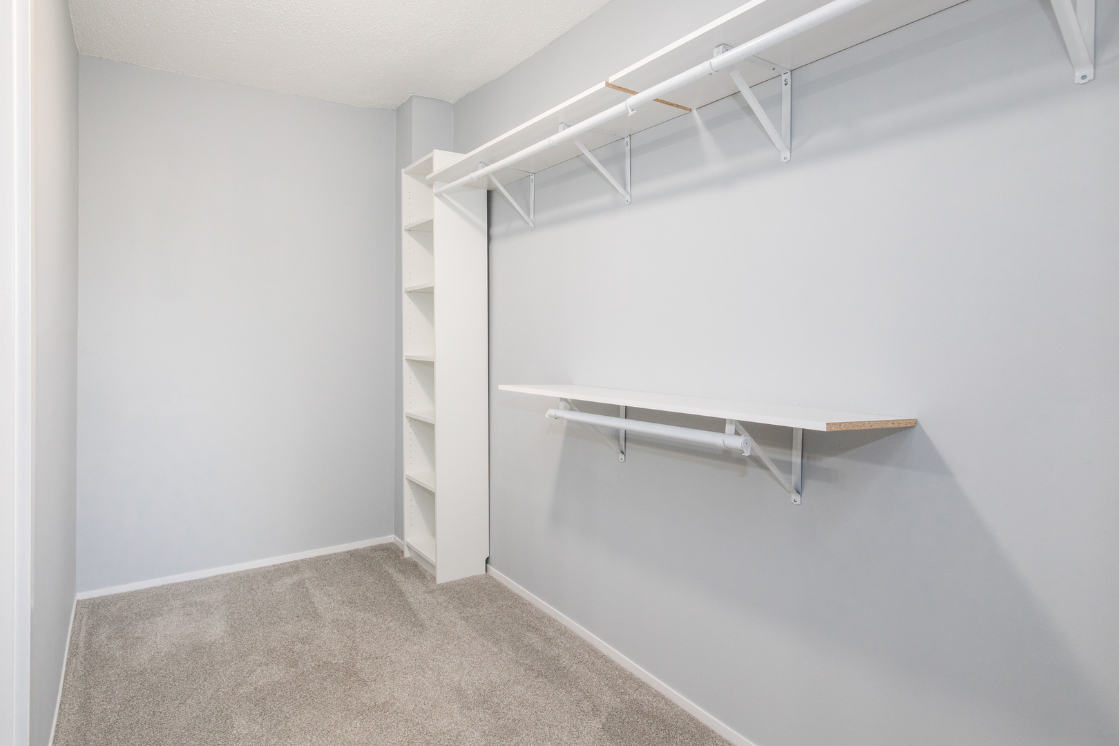 1110 Grove Street #4H, Downers Grove, IL 60515