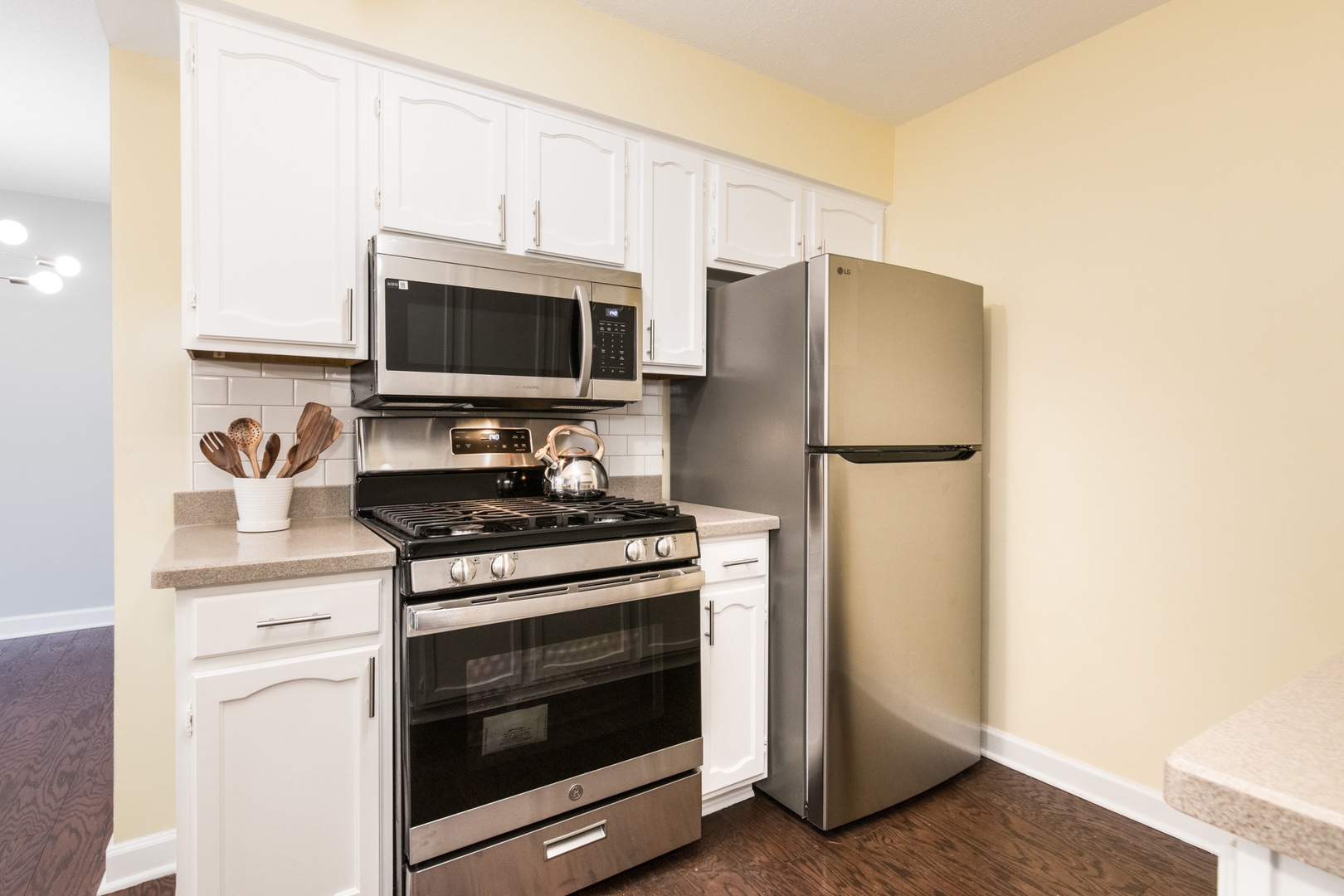 1110 Grove Street #4H, Downers Grove, IL 60515