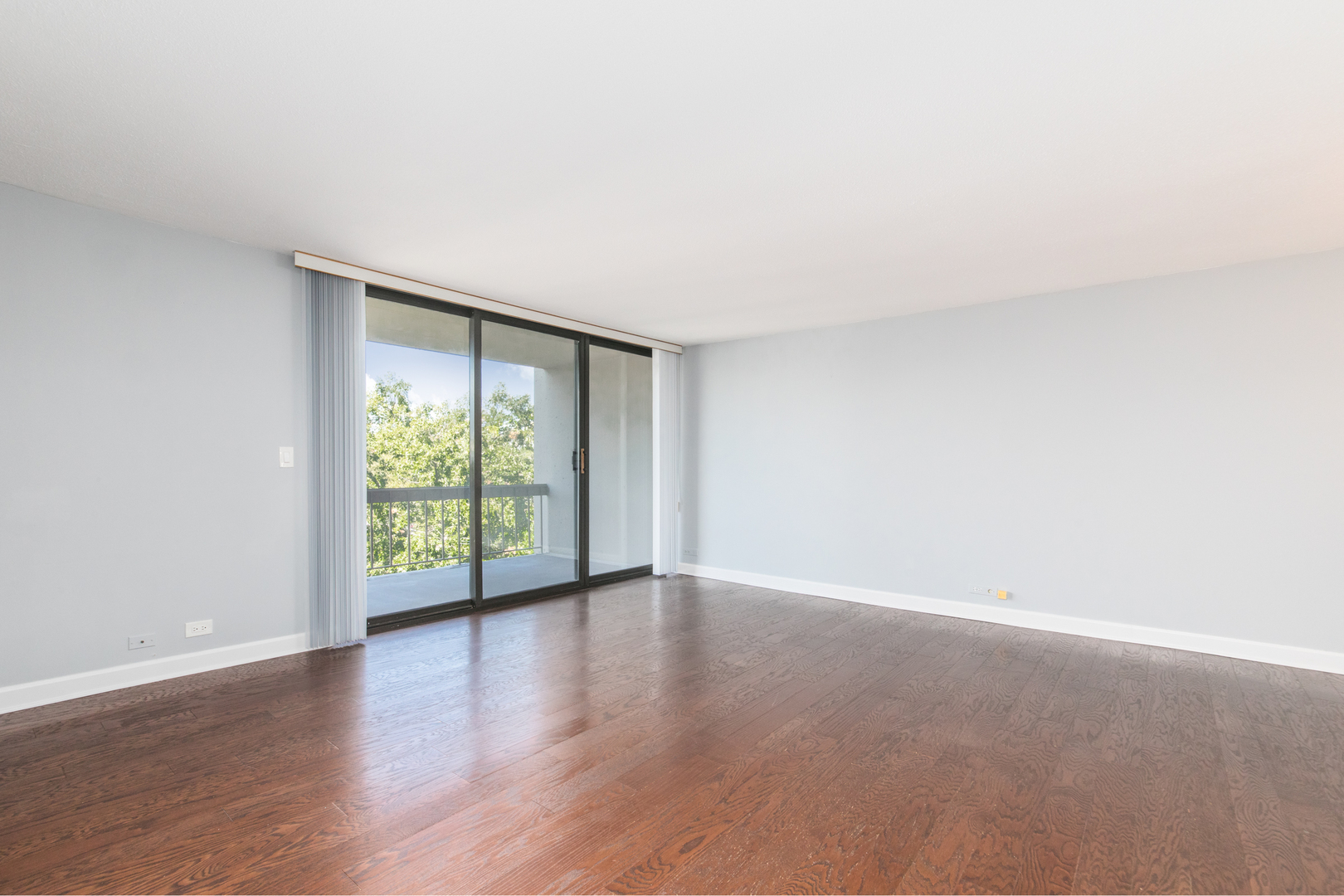 1110 Grove Street #4H, Downers Grove, IL 60515