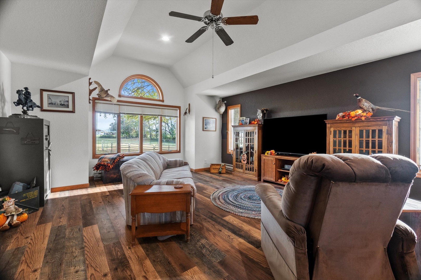 15344 Norrish Road, Morrison, IL 61270