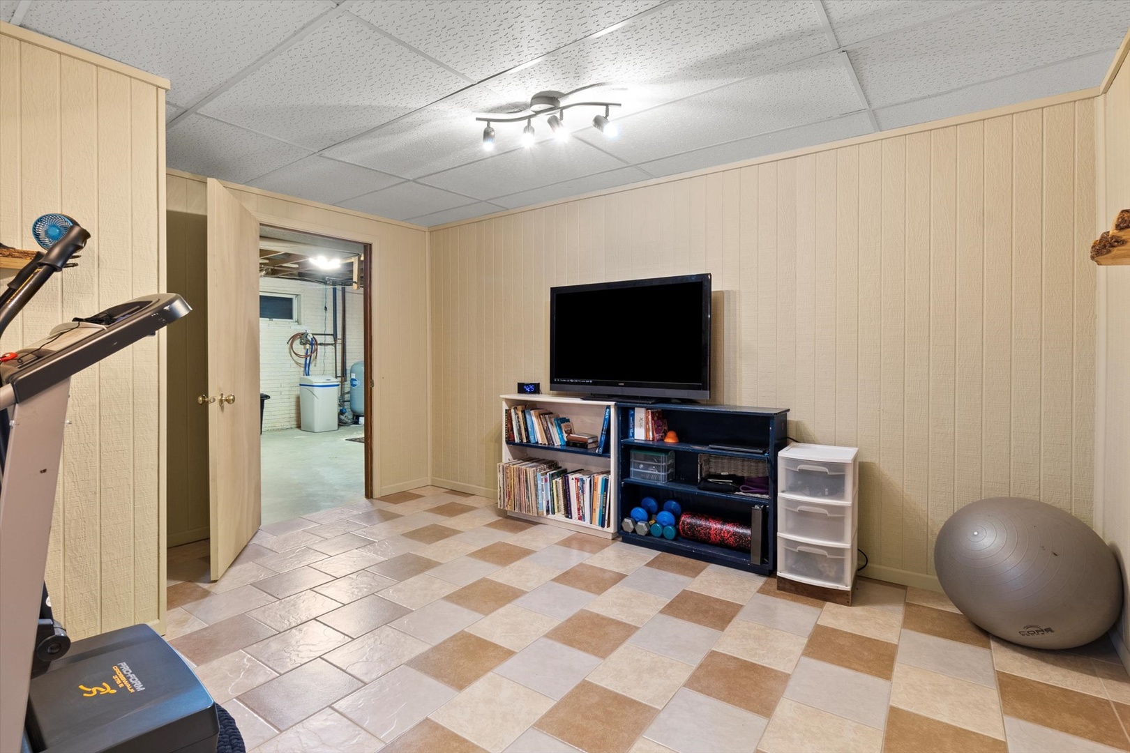 15344 Norrish Road, Morrison, IL 61270