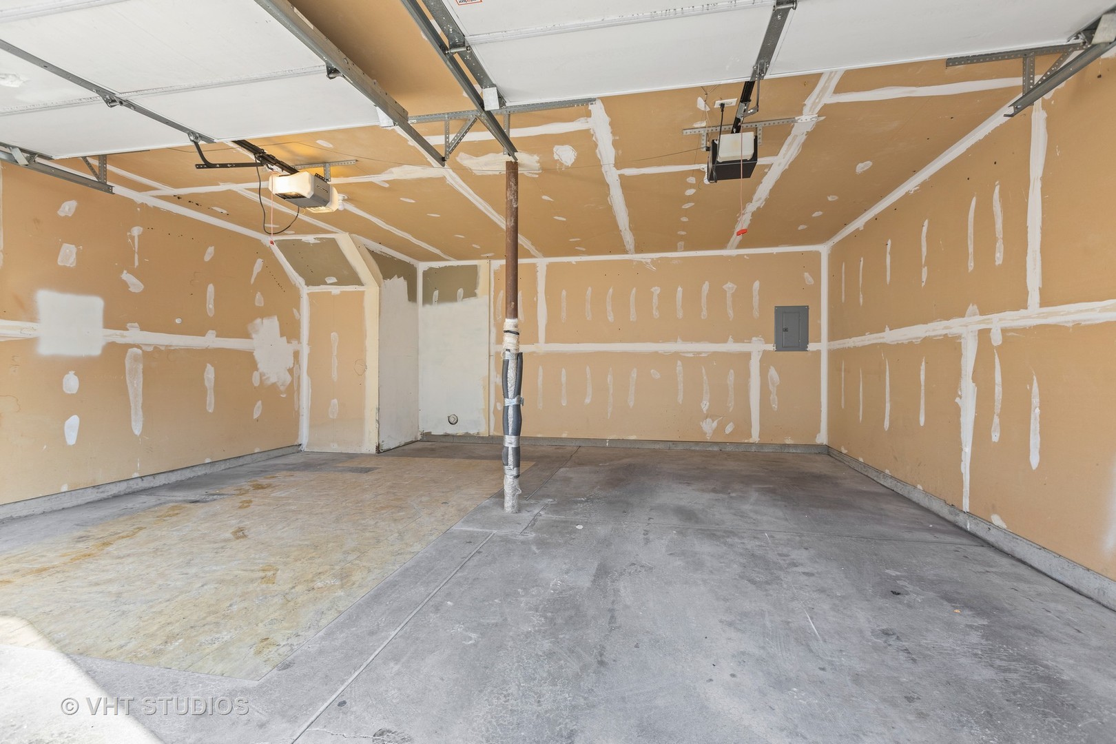 212 Bach Court #212, Wheaton, IL 60189