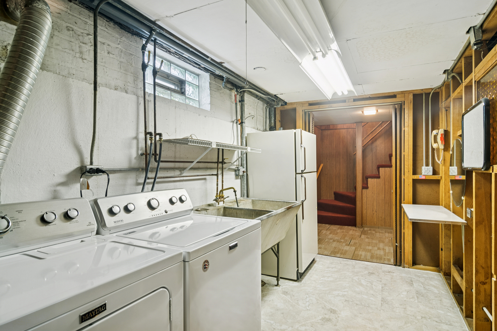 7815 N Oleander Avenue, Niles, IL 60714