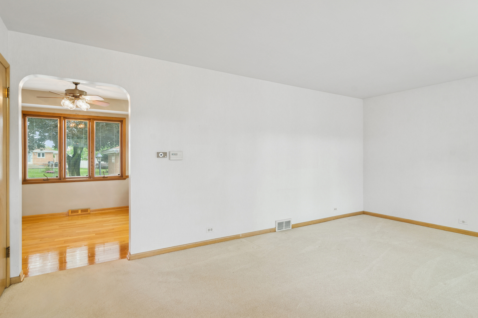 7815 N Oleander Avenue, Niles, IL 60714