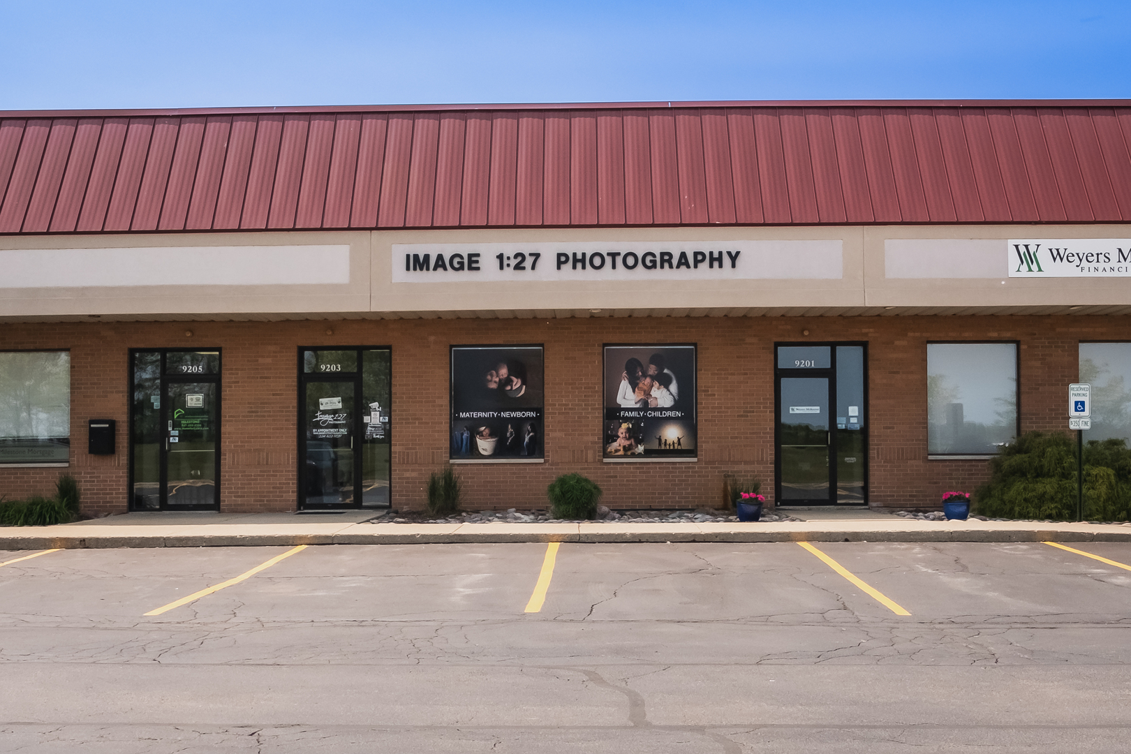 9203 S Il Route 31, Lake In The Hills, IL 60156