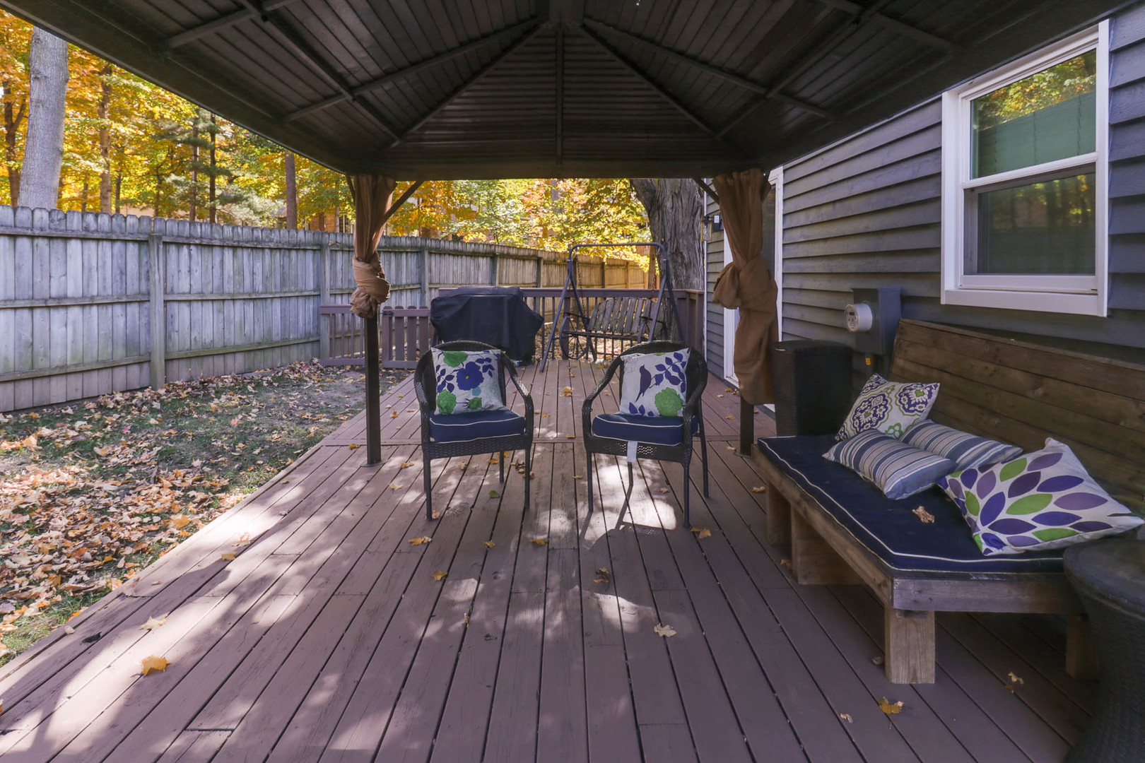 1608 Sweetbriar Drive, Bloomington, IL 61701