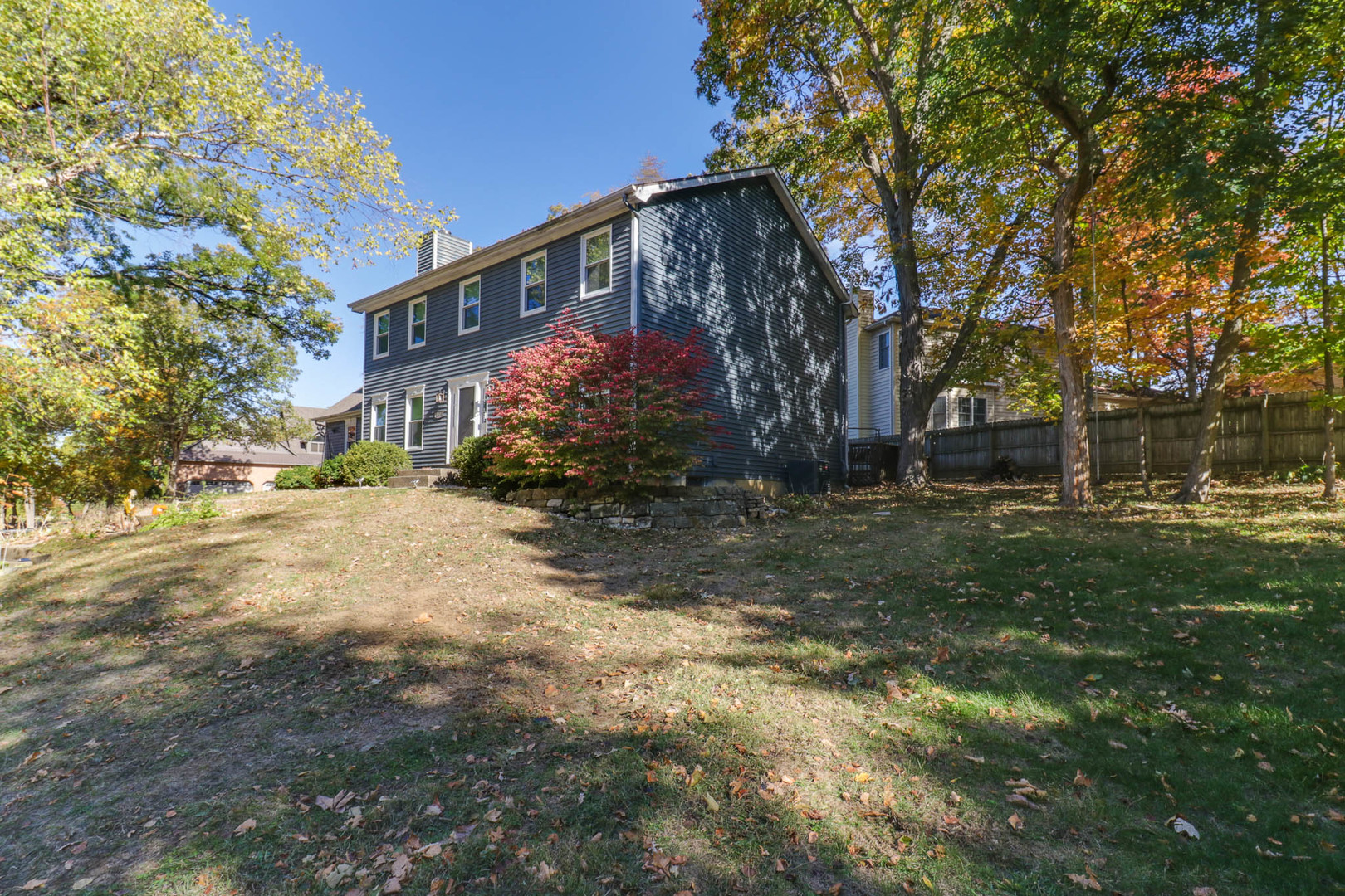 1608 Sweetbriar Drive, Bloomington, IL 61701