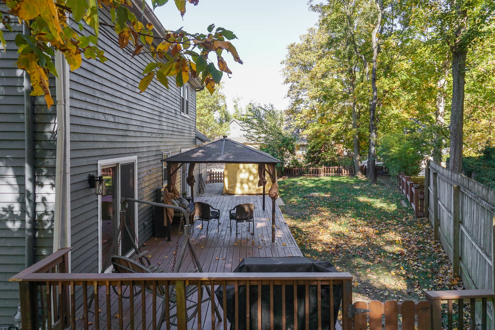 1608 Sweetbriar Drive, Bloomington, IL 61701