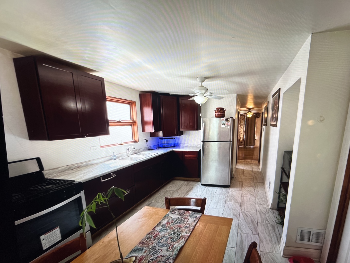 2050 W 52nd Street, Chicago, IL 60609