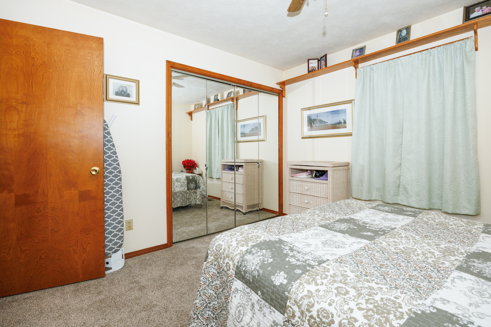 2803 Binghampton Lane, Bloomington, IL 61705