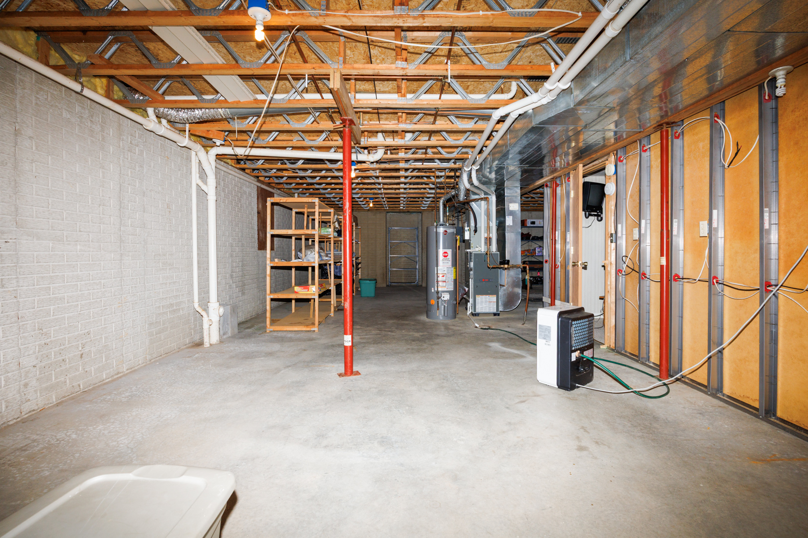 2803 Binghampton Lane, Bloomington, IL 61705