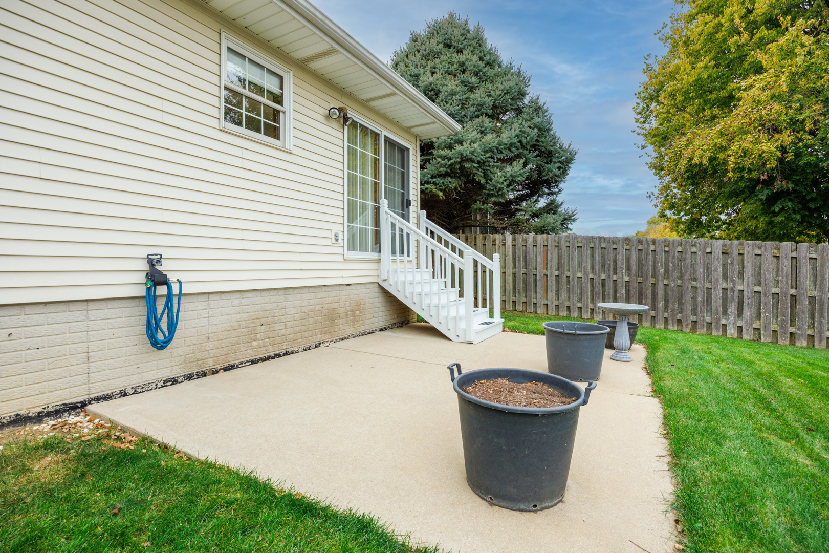 2803 Binghampton Lane, Bloomington, IL 61705