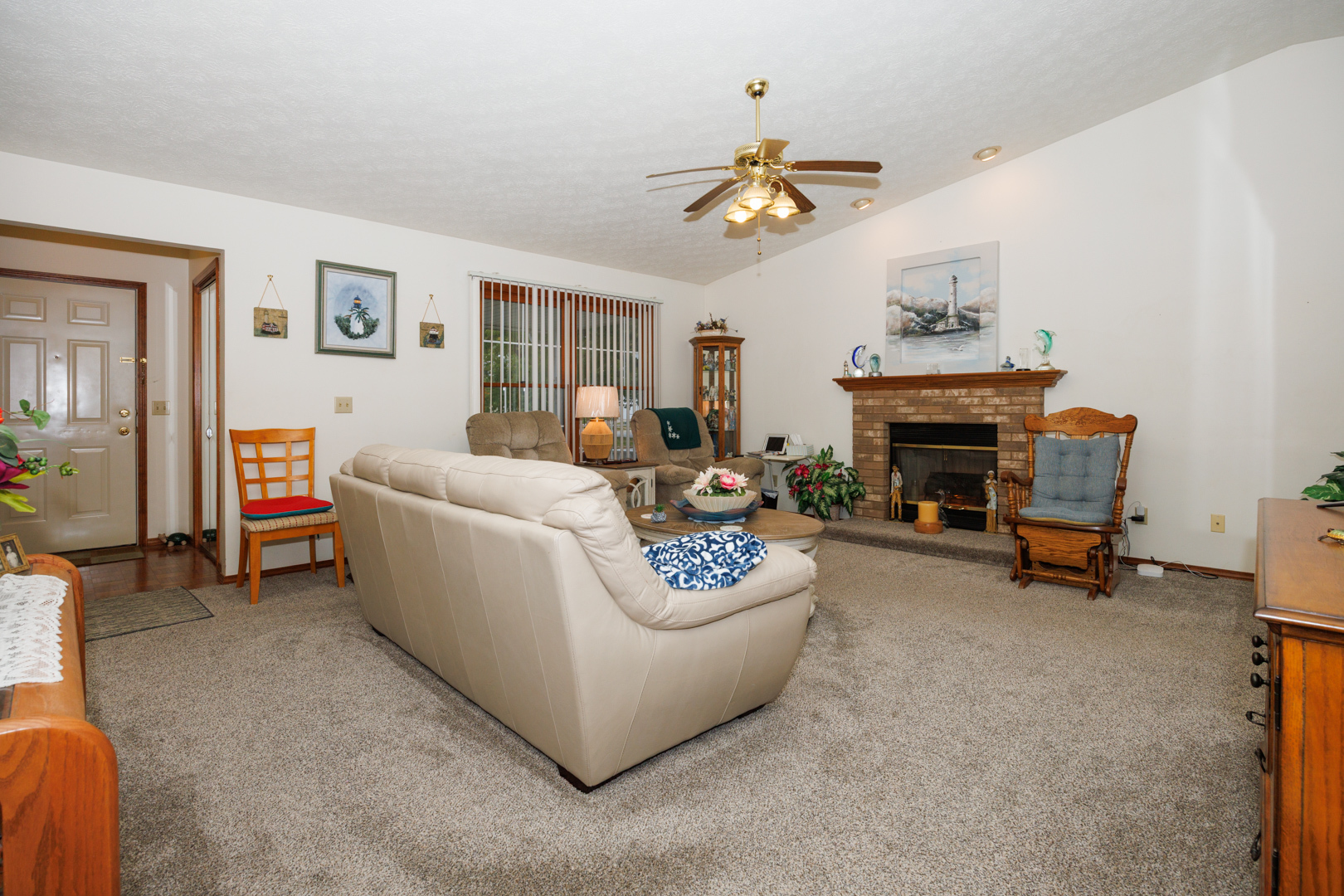 2803 Binghampton Lane, Bloomington, IL 61705