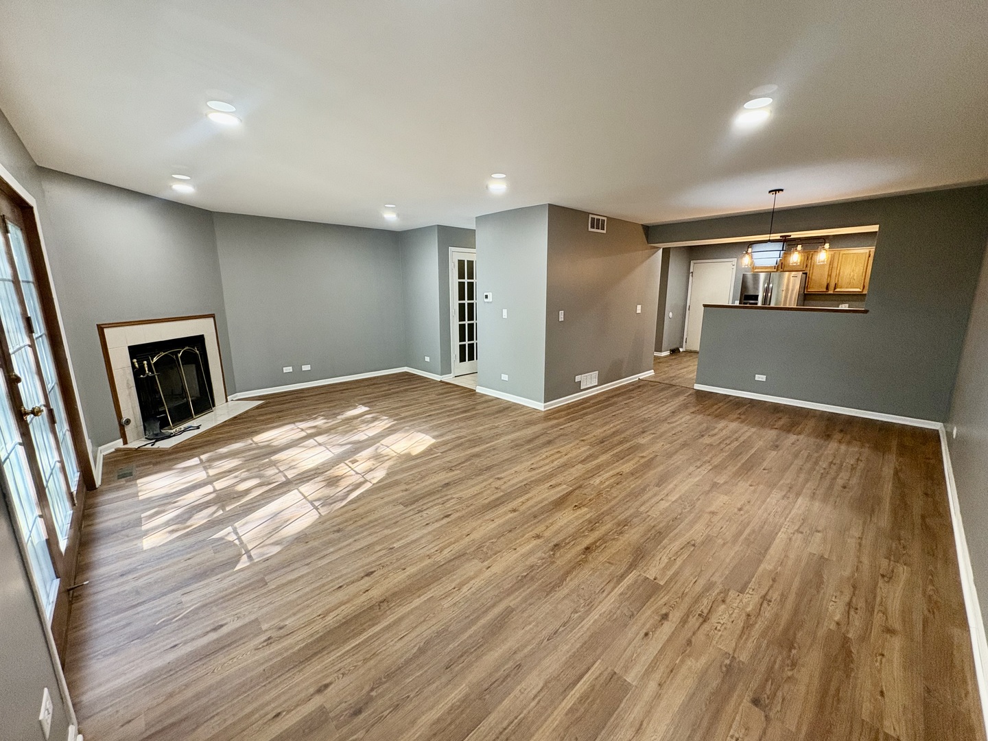 213 Pamela Drive, Bolingbrook, IL 60440