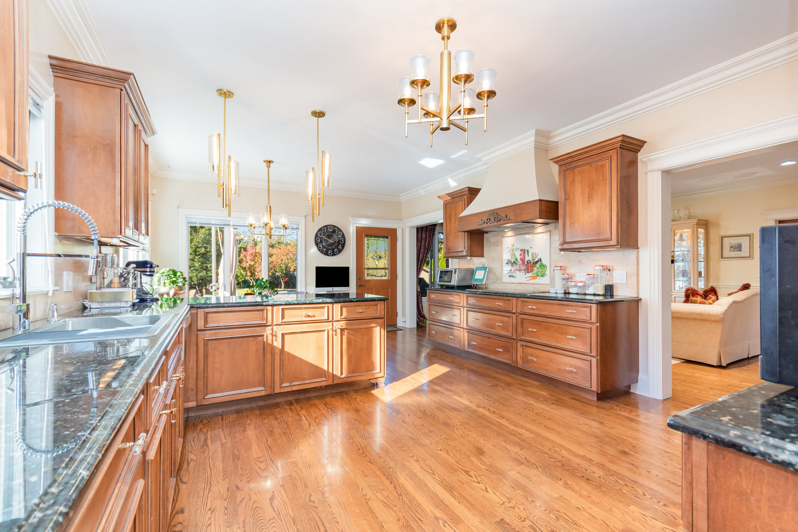 7706 Garden Lane, Justice, IL 60458