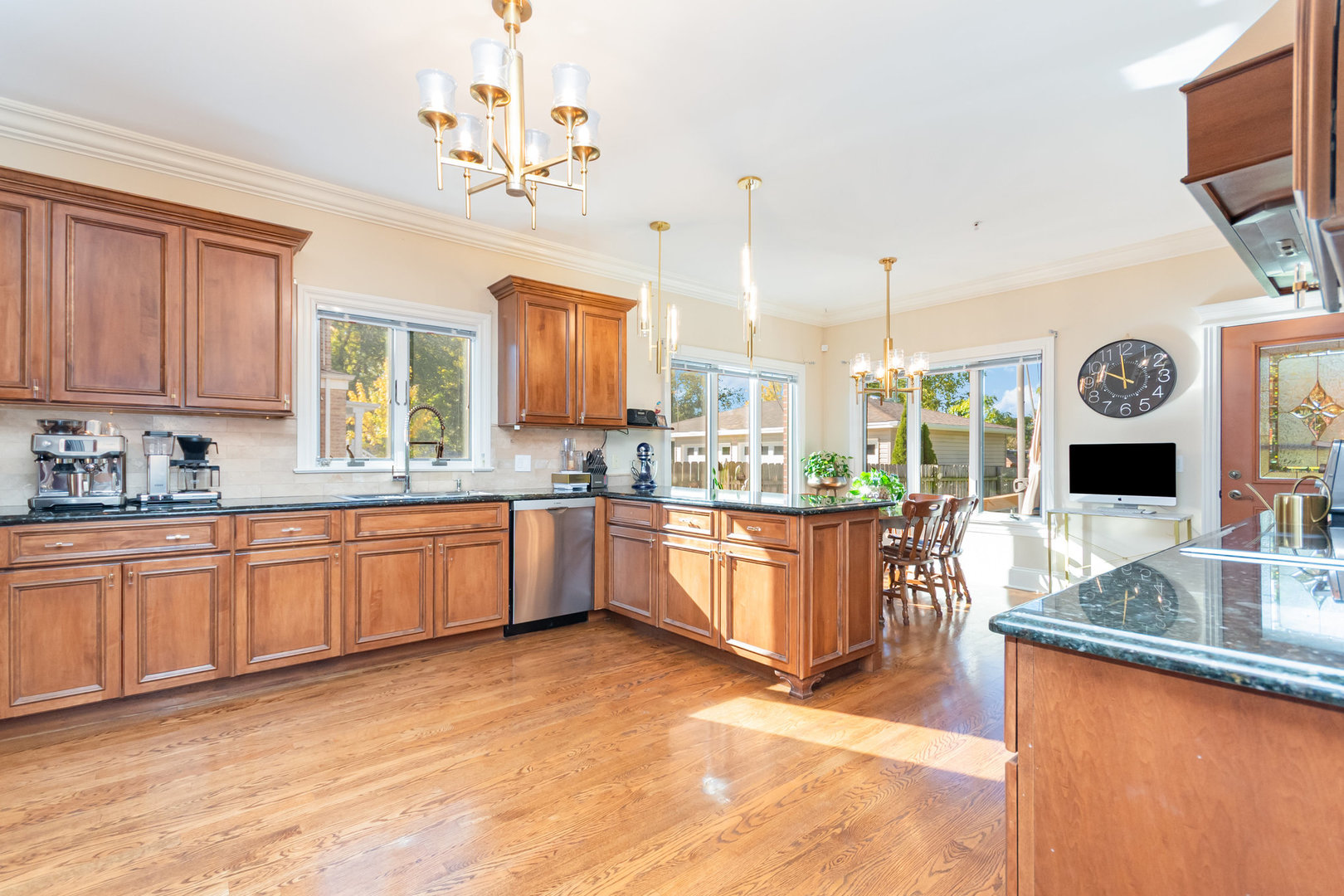 7706 Garden Lane, Justice, IL 60458