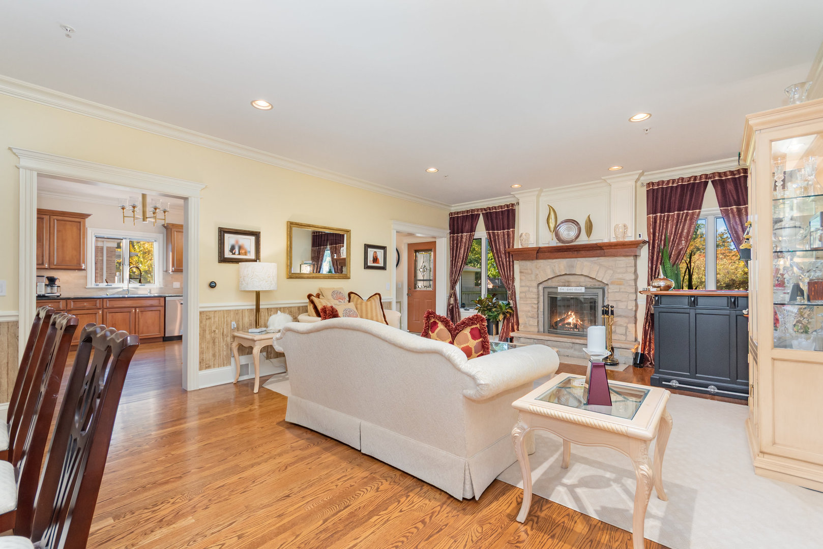 7706 Garden Lane, Justice, IL 60458