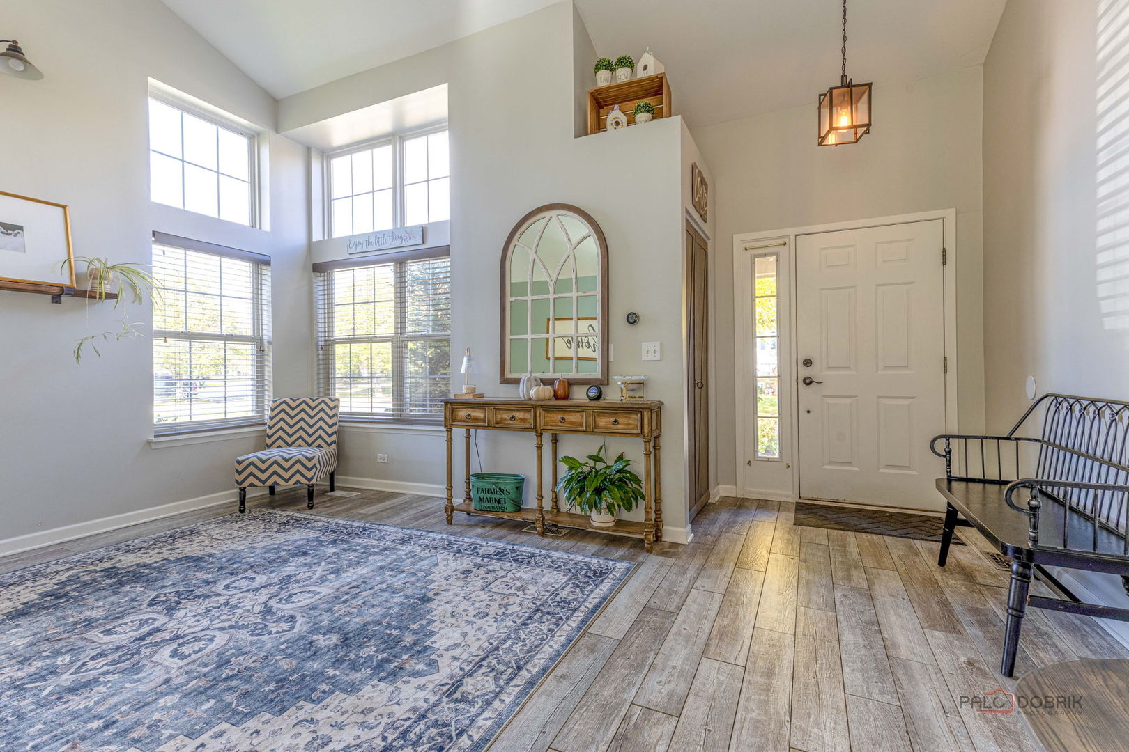 237 Penny Lane, Grayslake, IL 60030