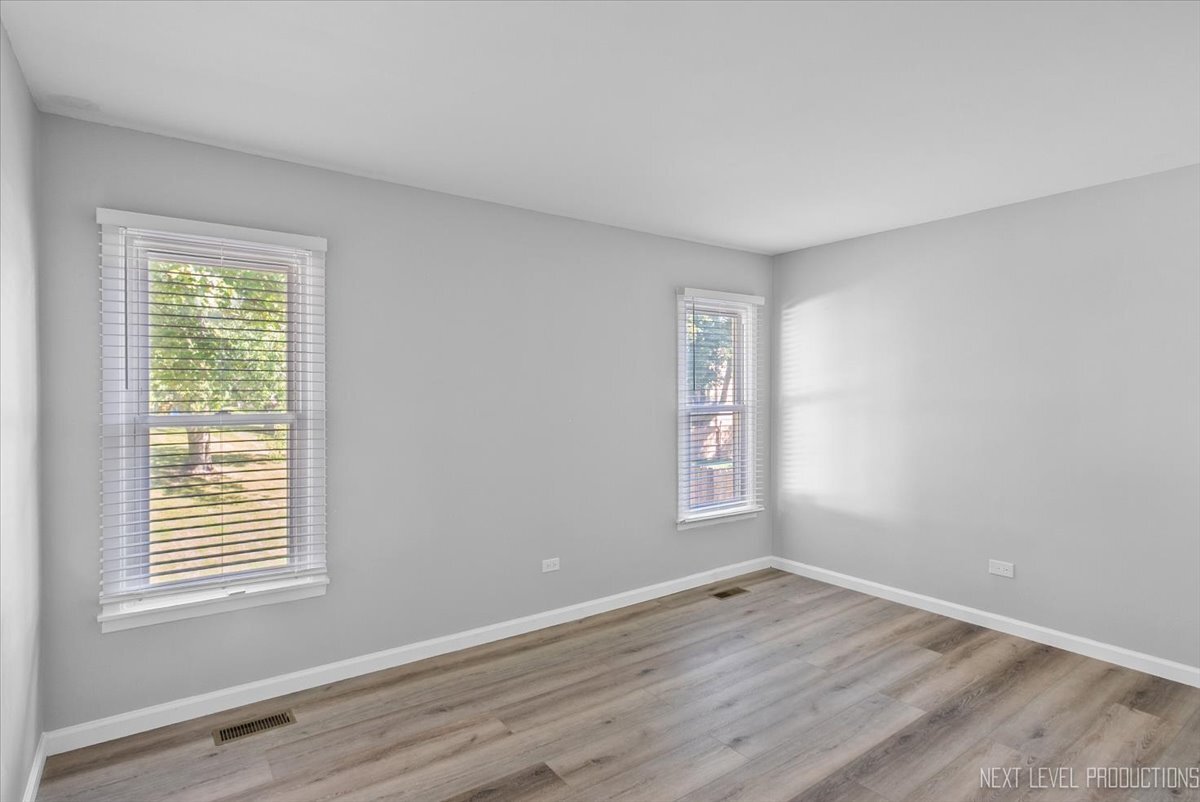 550 Piccadilly Lane, Bolingbrook, IL 60440