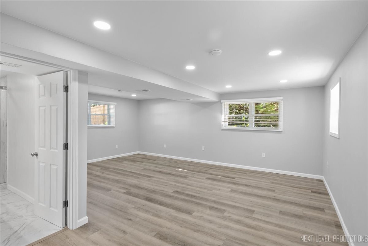 550 Piccadilly Lane, Bolingbrook, IL 60440