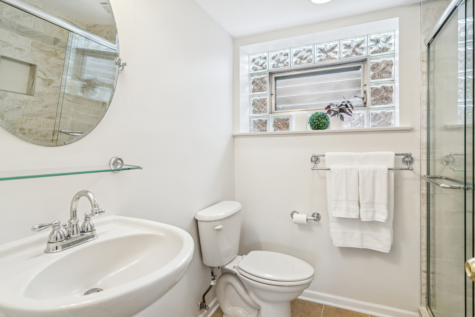 1115 E Orchard Street, Arlington Heights, IL 60005