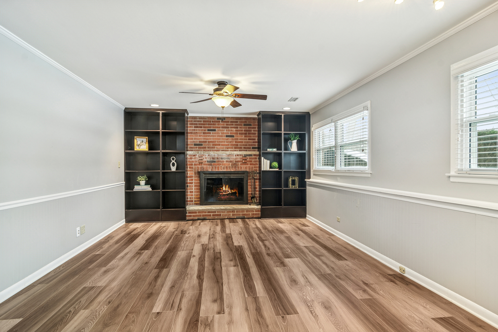 1115 E Orchard Street, Arlington Heights, IL 60005