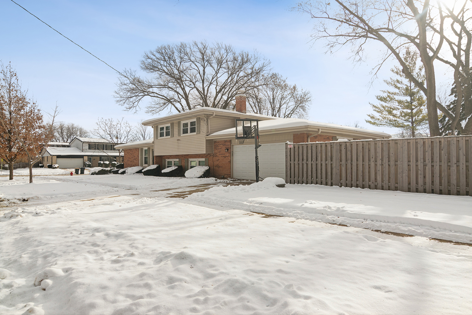 1115 E Orchard Street, Arlington Heights, IL 60005