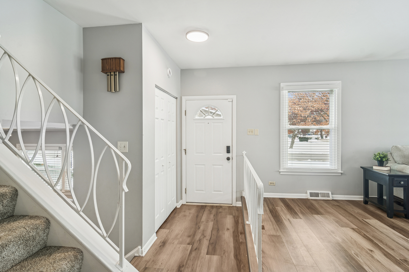 1115 E Orchard Street, Arlington Heights, IL 60005