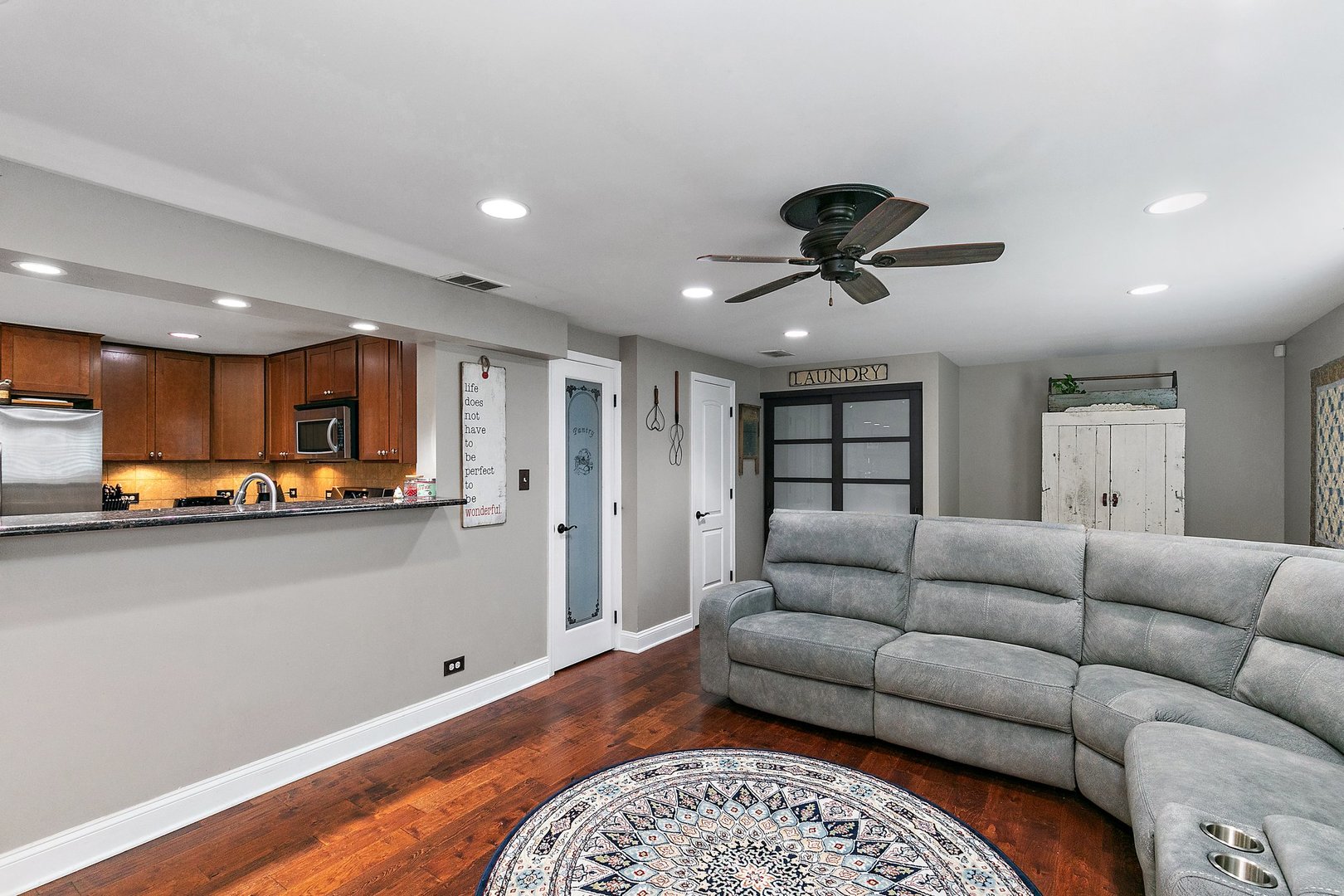 100 Waban Court, Schaumburg, IL 60193