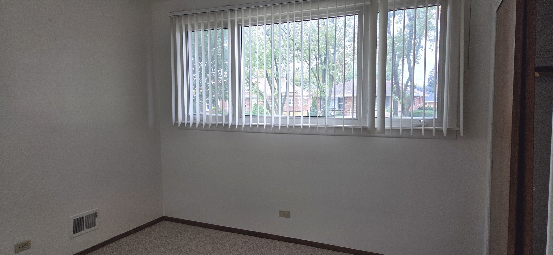 10300 Pelham Street, Westchester, IL 60154