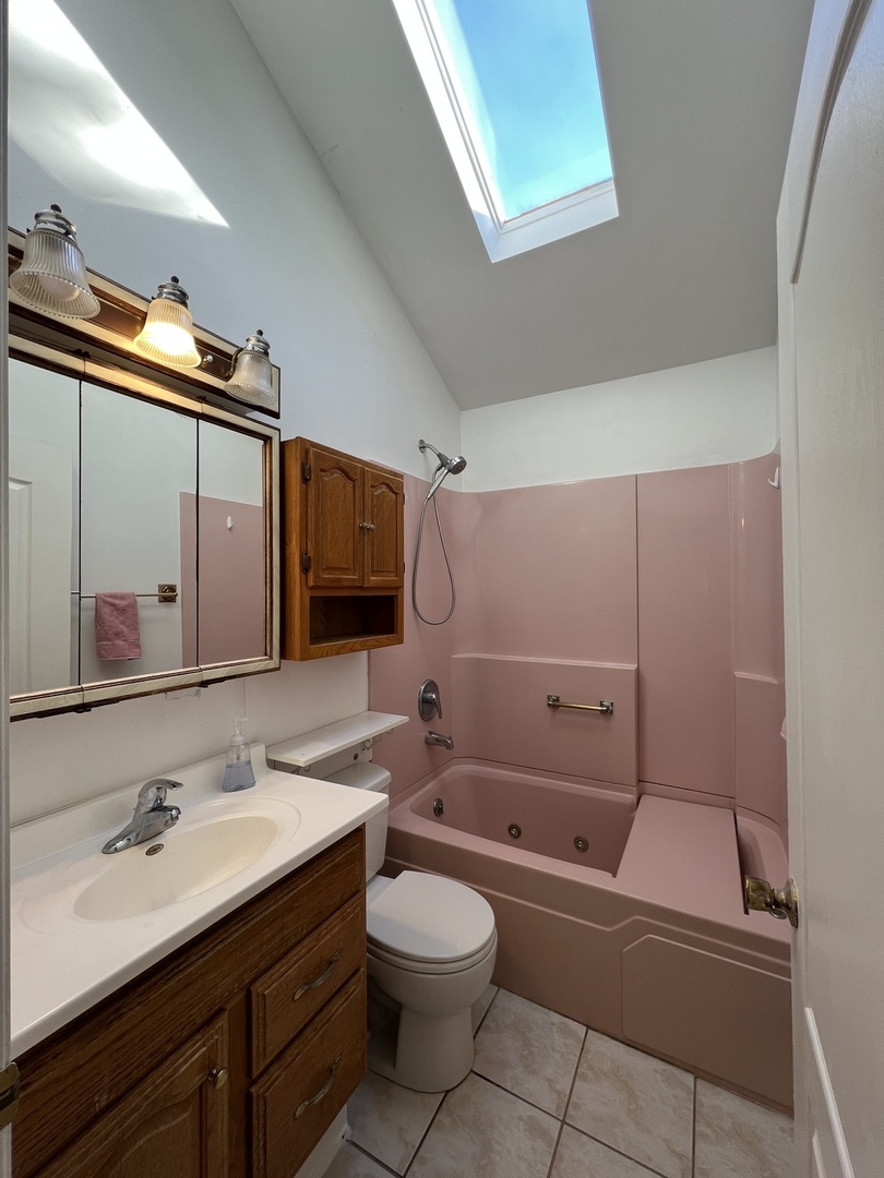 29W051 Warrenville Road, Warrenville, IL 60555