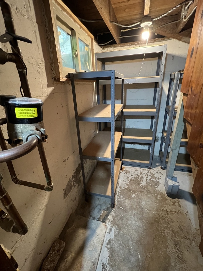 29W051 Warrenville Road, Warrenville, IL 60555