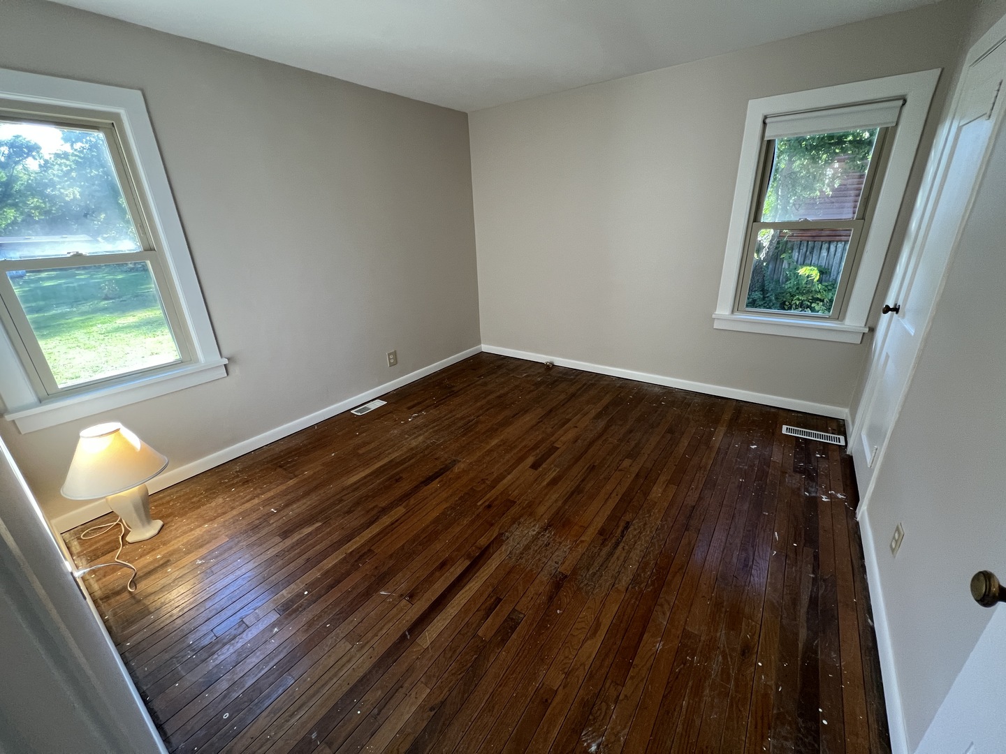 29W051 Warrenville Road, Warrenville, IL 60555