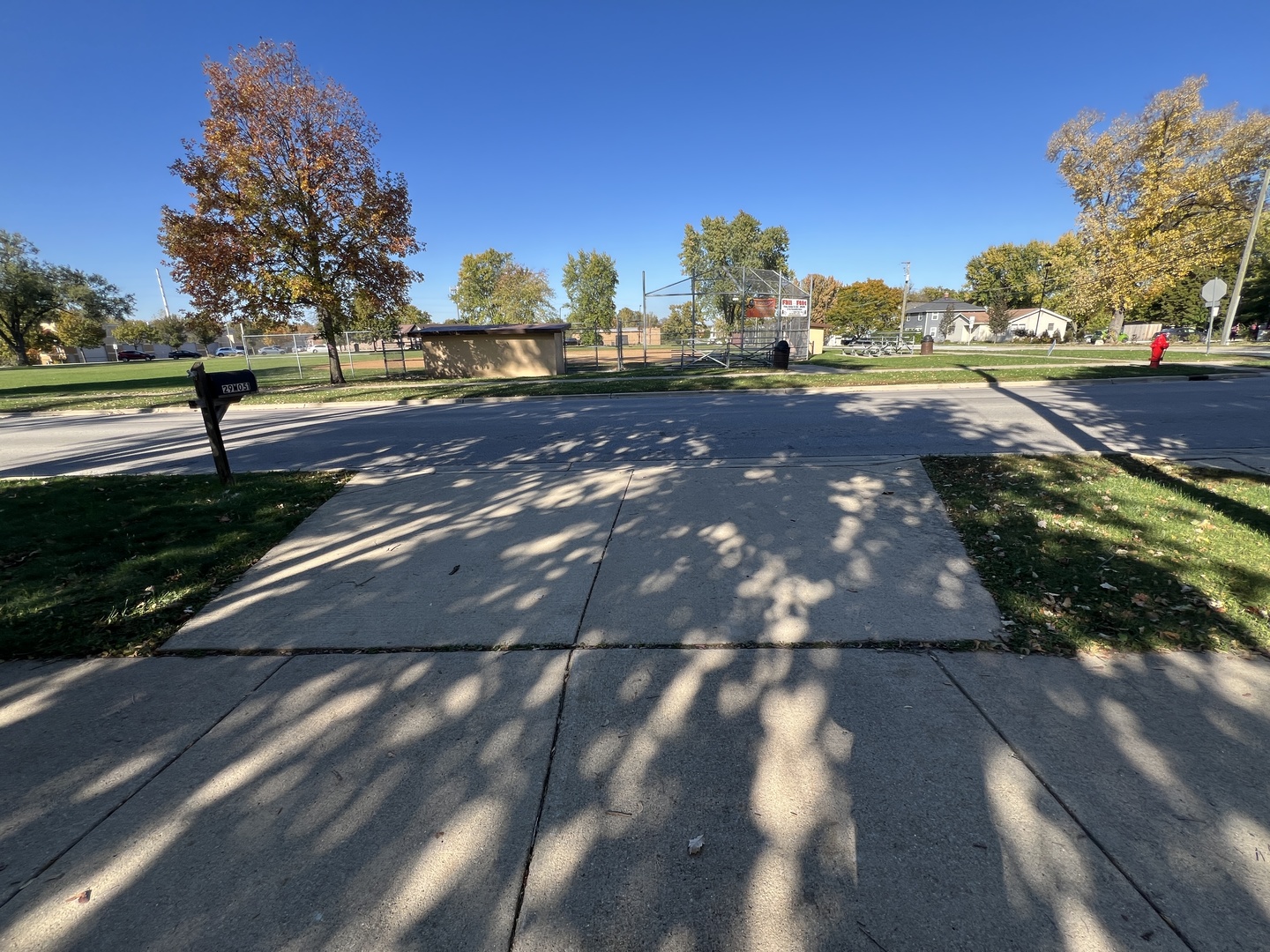 29W051 Warrenville Road, Warrenville, IL 60555