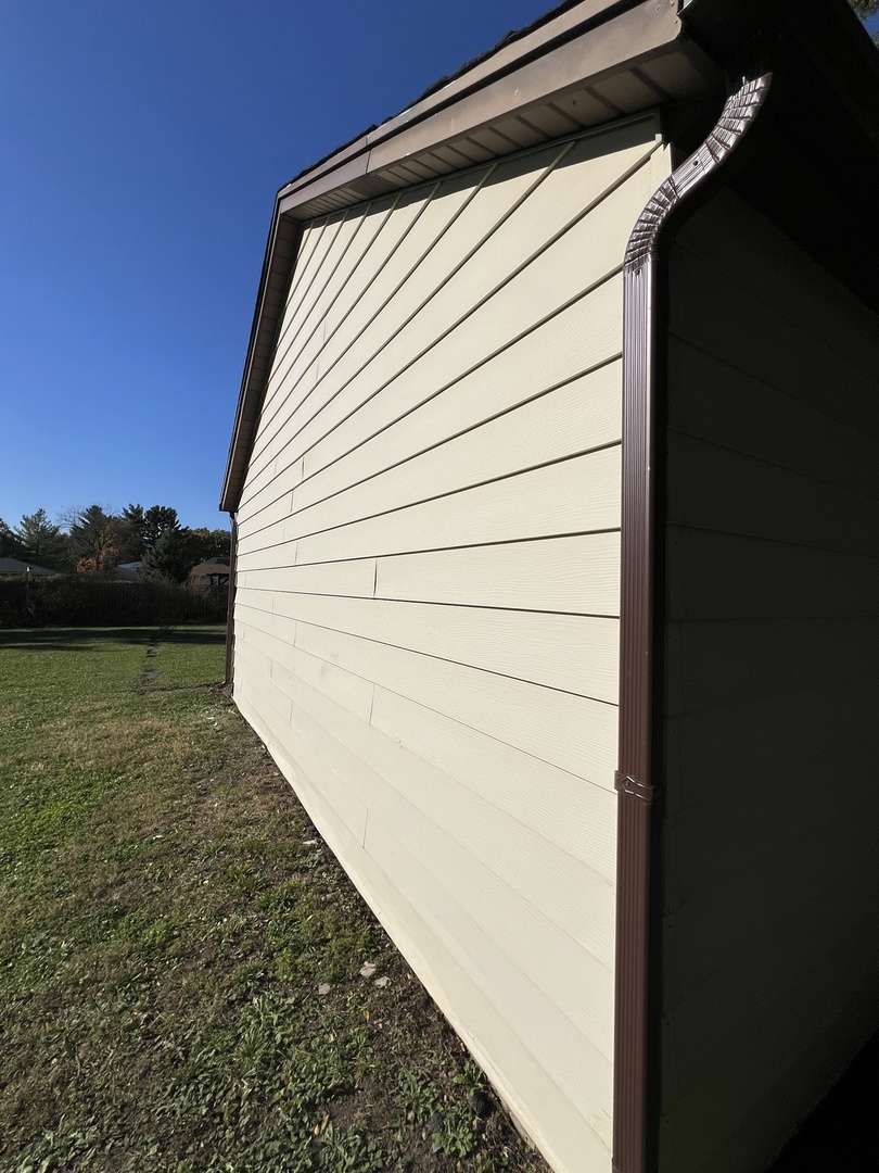 29W051 Warrenville Road, Warrenville, IL 60555