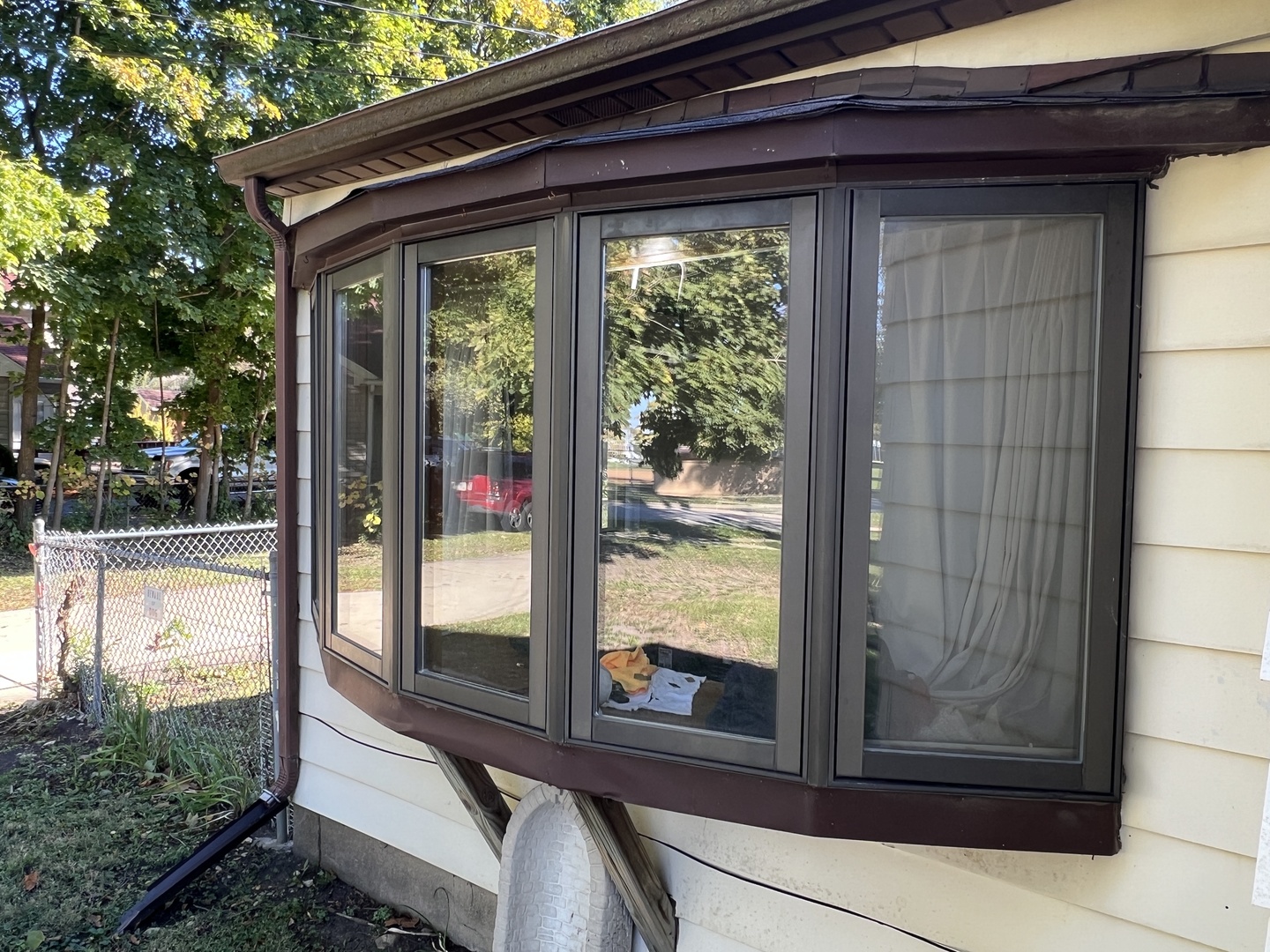 29W051 Warrenville Road, Warrenville, IL 60555