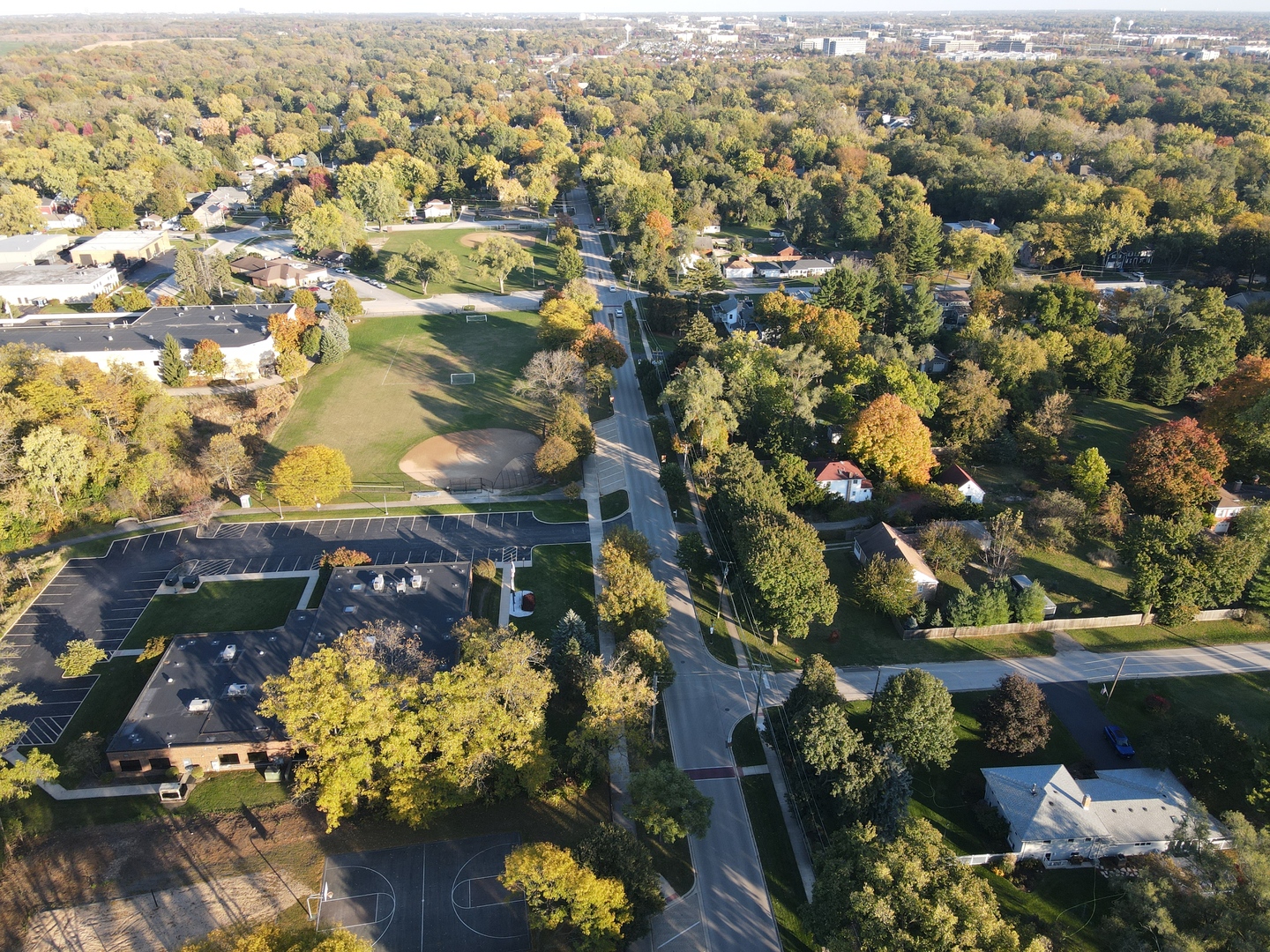 29W051 Warrenville Road, Warrenville, IL 60555