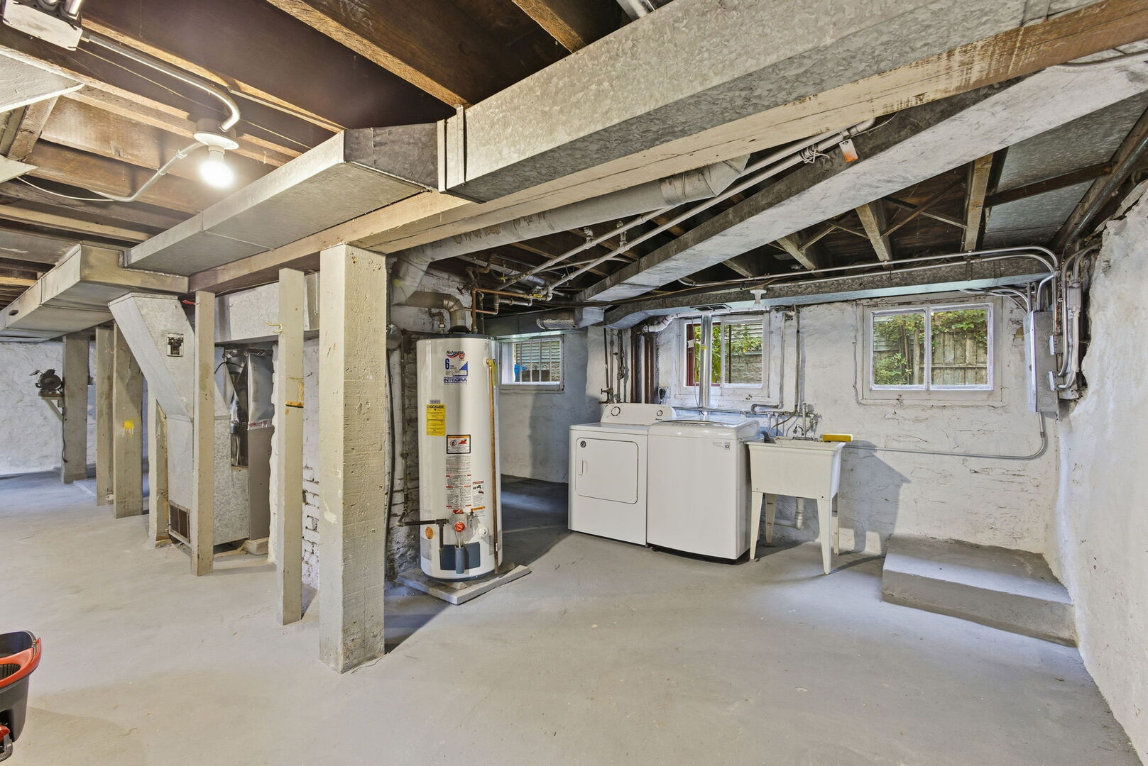 9748 S Vanderpoel Avenue, Chicago, IL 60643