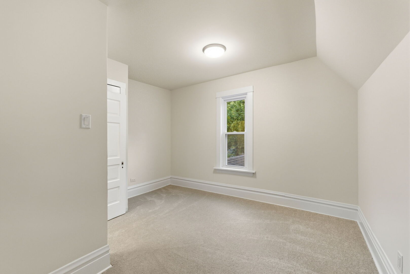 9748 S Vanderpoel Avenue, Chicago, IL 60643